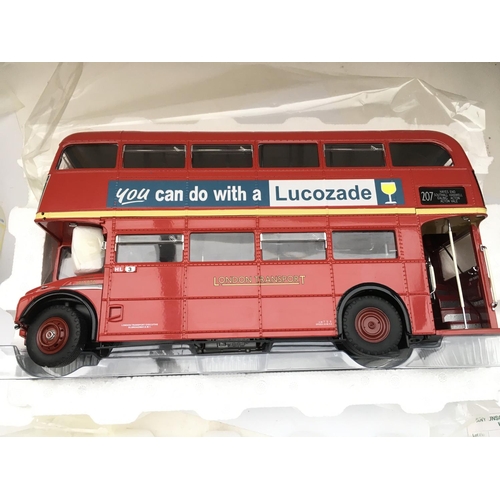 758 - A Boxed Sun Star Routemaster RM 870-WLT 870 bus 1:24 Scale. #2908.