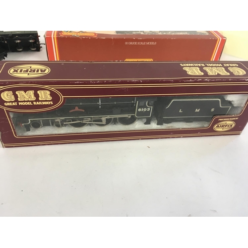 887 - A collection of 4 model railway locomotives by Dinky. Mainline. Hornby and Airfix. 2 boxed. 00 gauge... 