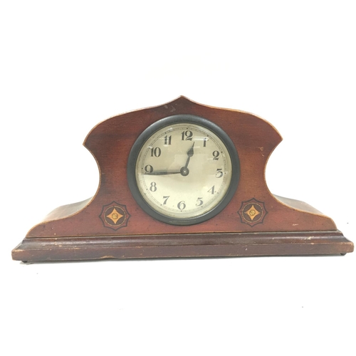 493 - A mahogany mantle clock with art nouveau painted decoration. 37 x 17.5cm (d)