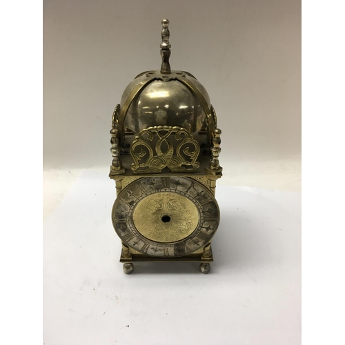 1416 - A collection of mantle clocks with Roman numeral dials and carriage clock cases. No reserve