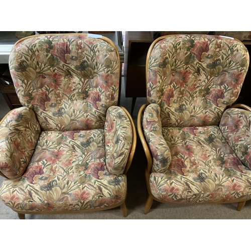 1533 - Ercole floral 3 piece suite, Sofa and chairs. Dimensions 60x80x84cm 68x138x82cm.