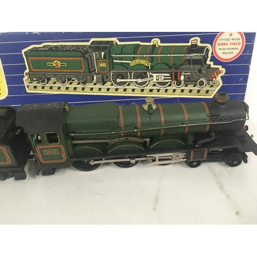 139 - Boxed Hornby Dublo 3221 Locomotive and Tender LUDLOW CASTLE. 00 gauge 3 Rail