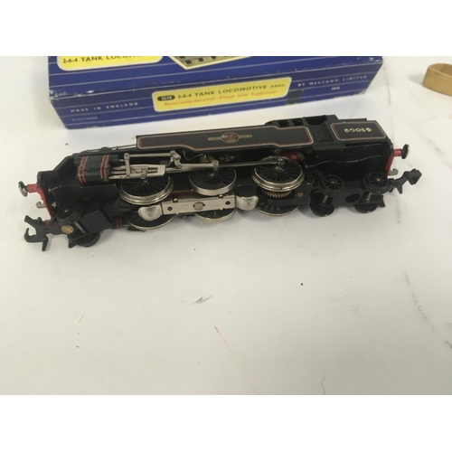 140 - Boxed Hornby Dublo 3218 TANK LOCOMOTIVE. 00 gauge. 3 rail