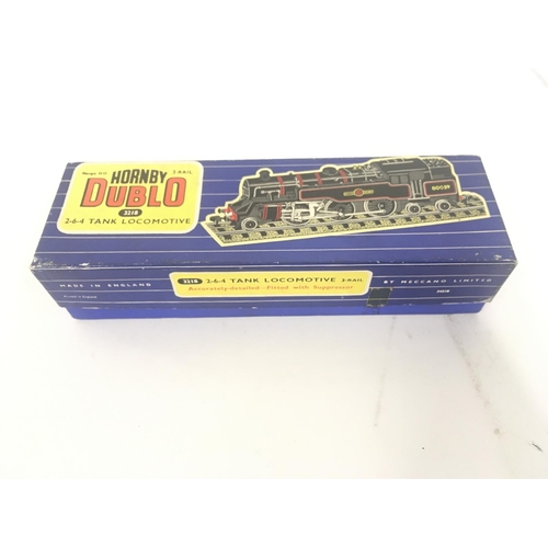 140 - Boxed Hornby Dublo 3218 TANK LOCOMOTIVE. 00 gauge. 3 rail