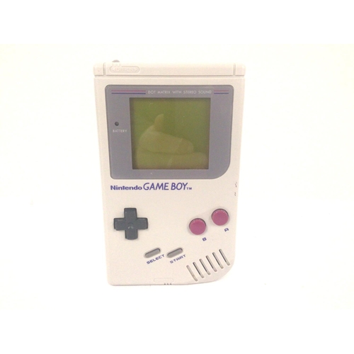 497 - A Nintendo Game Boy No Reserve.