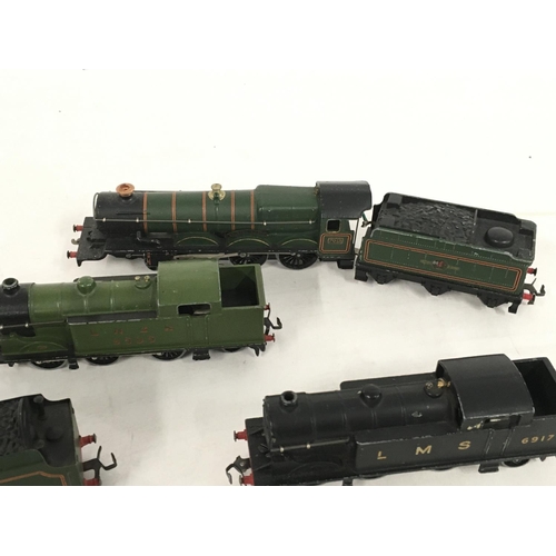 504 - A collection of of 5 loose model locomotives 2 with tenders 00 gauge. Hornby Dublo.