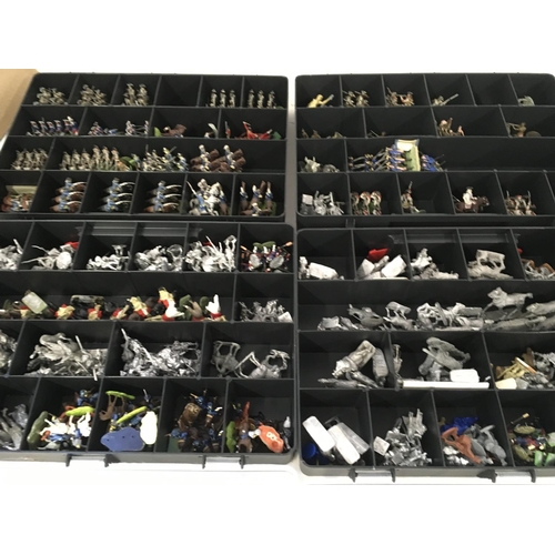 659 - A substantial collection of model soldiers in 14 boxes. Includes both lead and plastic with some han... 