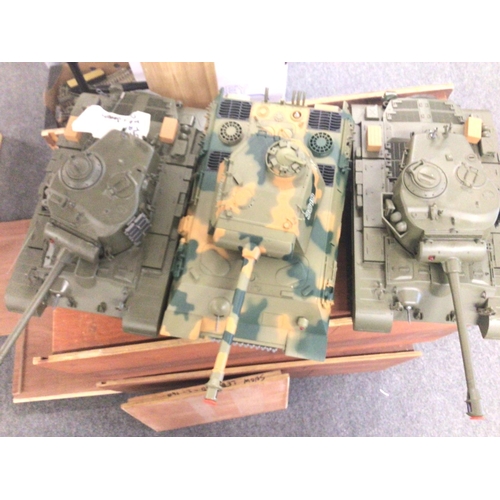 661 - 3 Hen Long Remote Controlled Tanks. 1 with Controller. In 2 Large Ply carry Cases. No Reserve