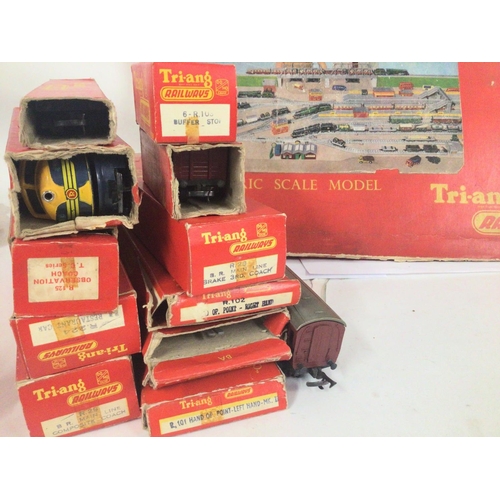 668 - A Collection of 00 Gauge including a Tri-and Train Set. Transformer. Track and Accessories.(2).