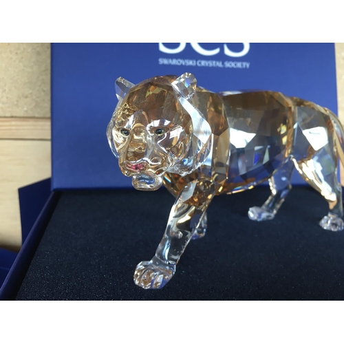 1112 - A Swarovski Tiger Figure from the Endangered Wildlife series. In fitted box with certificate of auth... 