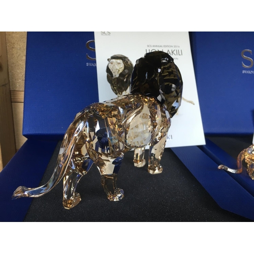 1118 - A large Swarovski Crystal SCS Annual Edition 2016 Lion Akili figure in fitted box with certificate o... 