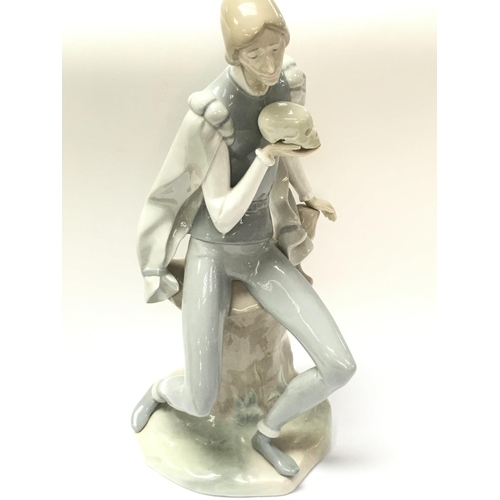 1152 - A large Lladro Hamlet figure, 38.5cm tall. Postage category D- NO RESERVE