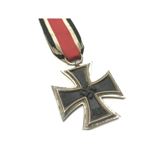 1662 - A 1939 Second Class Iron Cross by J.E Hammer & Sohn. Postage category A