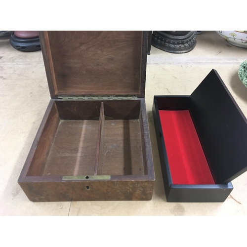 986 - A birds eye maple rectangular box together with pen box.