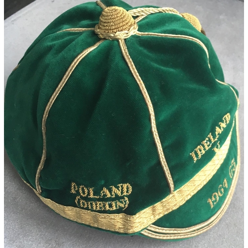 13 - Tony Dunne Manchester United Republic Of Ireland 1964 - 1965 Football Cap: Stunning excellent condit... 