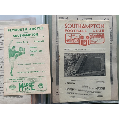 196 - Southampton 1950s Sets Of Football Programmes: 56/57 home and away to include 40 League, 4 FA Cup an... 