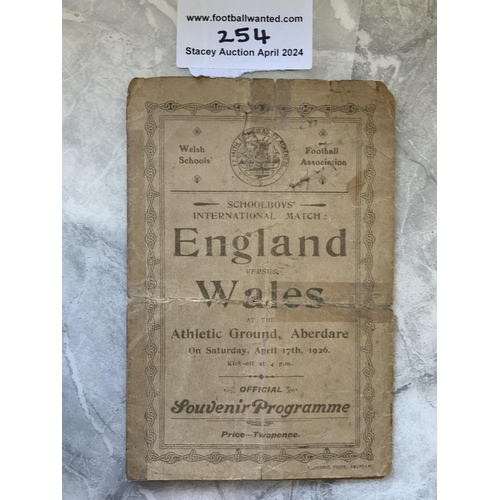 254 - 1926 Wales Schools v England Football Programme At Aberdare: Poor/fair condition with heavy folding,... 