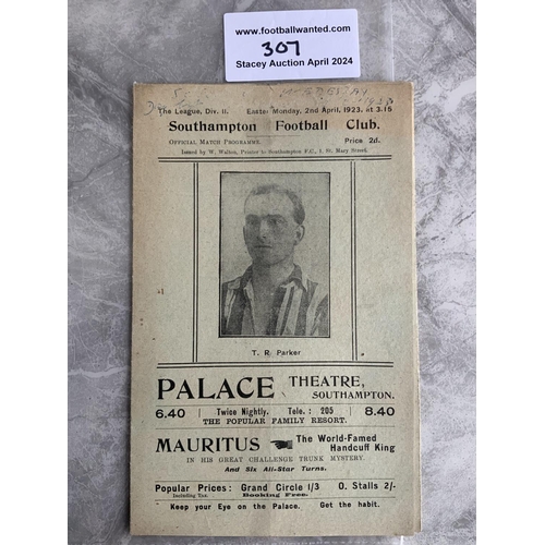 307 - 1922 - 1923 Southampton v Sheffield Wednesday Football Programme: Fair/good condition division two m... 