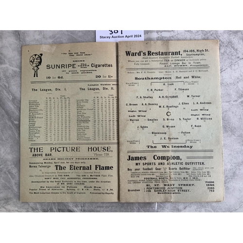 307 - 1922 - 1923 Southampton v Sheffield Wednesday Football Programme: Fair/good condition division two m... 