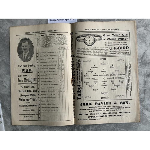 309 - 1922 - 1923 Stoke City v Burnley Football Programme: Very good condition division one match with no ... 