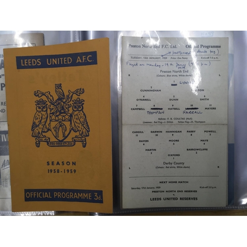 345 - Preston 58/59 Football Programmes: Nice home and away collection to include 40 league matches and 2 ... 