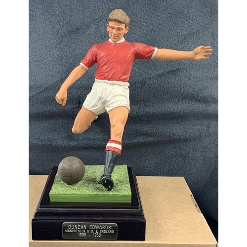 510 - Duncan Edwards Manchester United Football Figure: 8 inch figure in red shirt with white shorts kicki... 