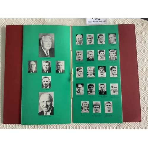 524 - 1967 Manchester United League Champions Football Menu: Excellent condition quality Banquet Menu at t... 