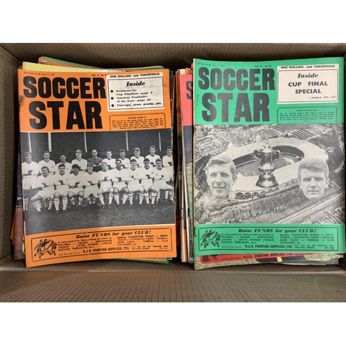 620A - Soccer Star Football Magazines: Private collection in good condition from the 50s and 60s. Almost 30... 