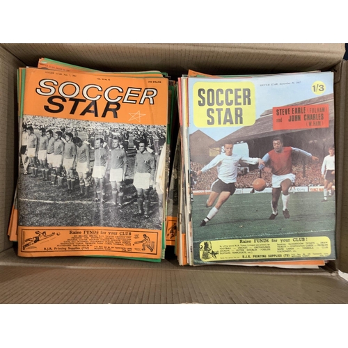 620A - Soccer Star Football Magazines: Private collection in good condition from the 50s and 60s. Almost 30... 