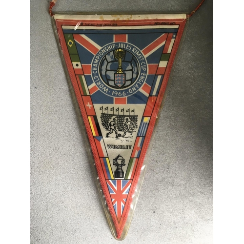 96 - 1966 World Cup Football Pennant: Small original pennant with flags of participating nations and Jule... 