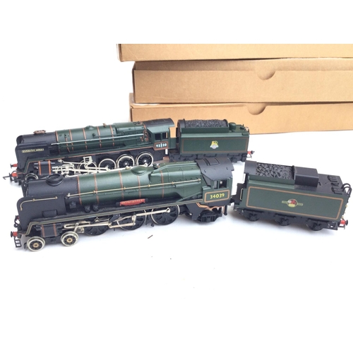 173 - 3 X 00 Gauge Locomotives. A Hornby Evening Star. A Wrenn Boscastle and a Hornby Western Star.