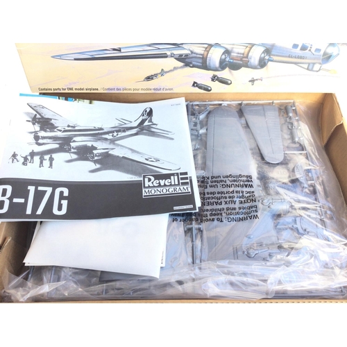 42 - A Boxed Revell B-17 Flying Fortress model kit. 1:48 Scale.