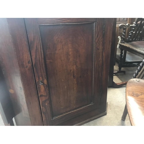 1333 - A late George III oak corner cabinet, dimensions 50x86x94cm