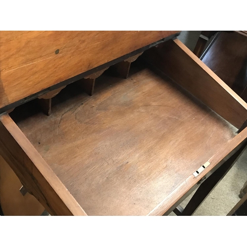 1360 - An Edwardian inlaid design rosewood writing desk , dimensions 48x52x98