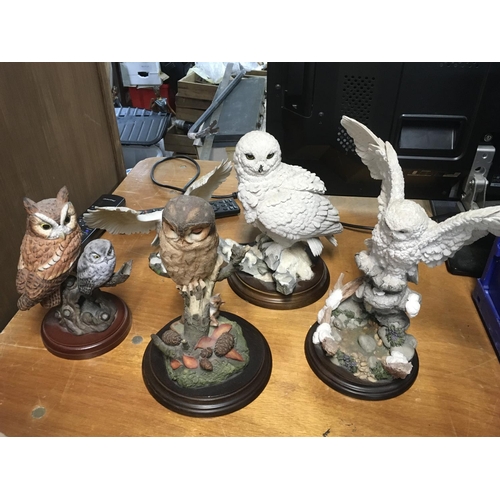 1025 - A large collection of Various owl figures, this lot cannot be posted