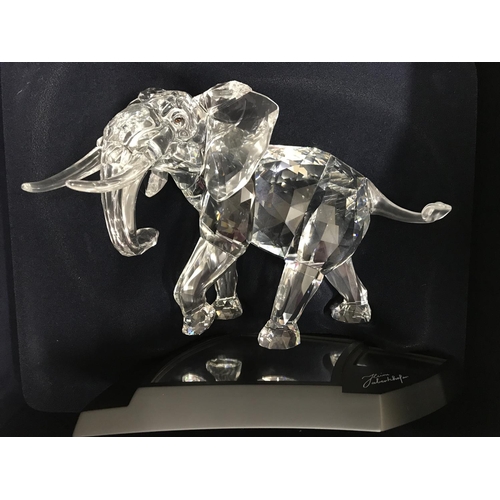 1046 - A very large cased Swarovski limited edition 2006 Elephant 01635/10000, with stand and Certificate o... 