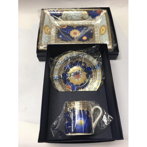 1050 - A mixed lot of ceramics including a decanter, some Swarovski, two pieces of Royal Worcester and a co... 