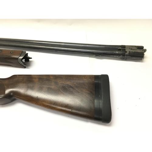 1597 - Baretta 686s 12g over under shotgun. 28inch barrel multi choke and ejector. Serial number E52352B Pl... 