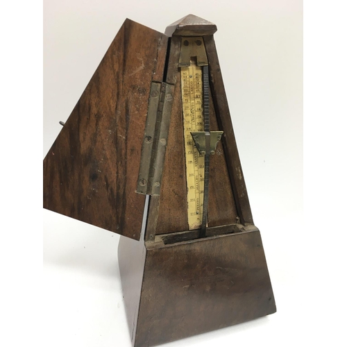 1875 - A Victorian metronome De Maelzel London, 24cm tall. postage category C