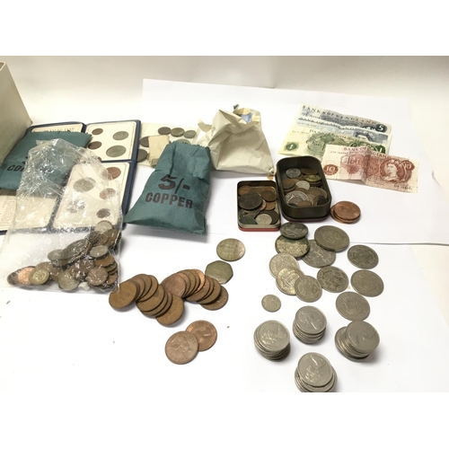 770 - A large collection of circulated coinage the majority UK including approximately 160g worth of pre 1... 