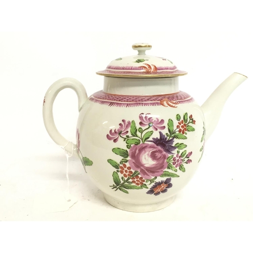 917 - A Caughley Tea pot 1780. No obvious damage or restoration This lot cannot be posted