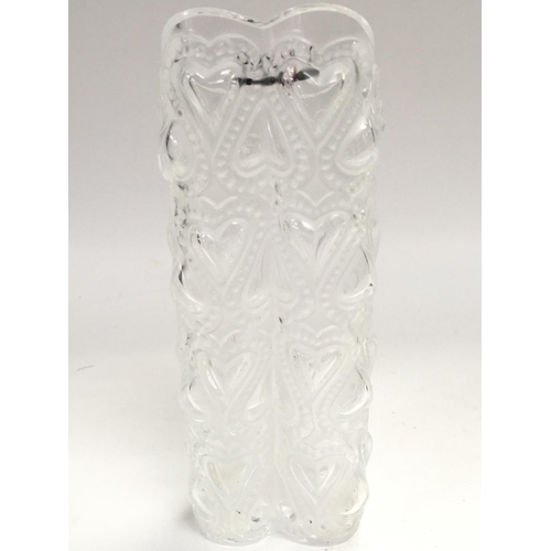 920 - Heart shape lalique vase. No obvious damage or restoration. 16cm tall.This lot cannot be posted