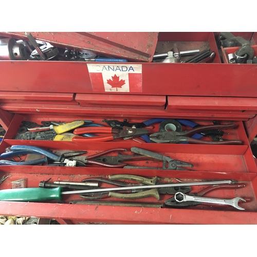 1826 - A Vintage 3 piece Snap-On tool cabinet including various tools and equipment including a Snap On 40 ... 