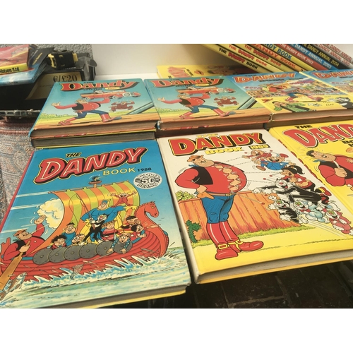 105 - A collection in excess of 30 DANDY annuals dated from 1972 to 2005 in varying states of condition..M... 