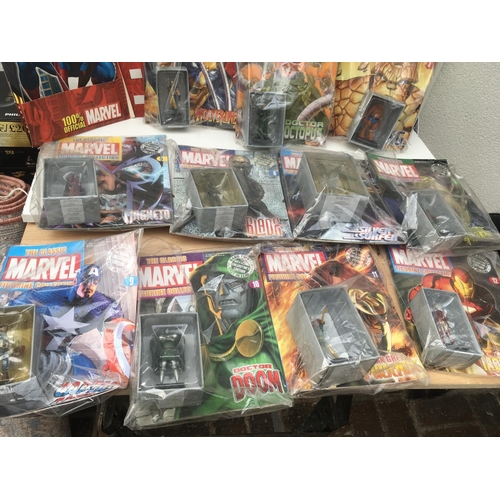 107 - A group of 25 Eaglemoss magazines in The Classic Marvel figurine collection numbers 1 to 25. With th... 