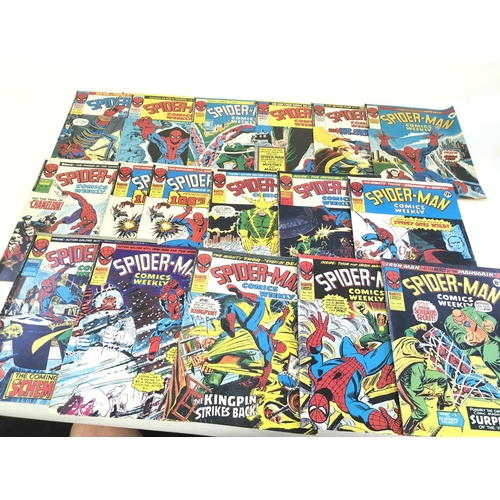 129 - A box containing approximately 150 comics. Mostly made up of Spiderman titles. No reserve.