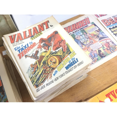 142 - A collection in excess of 150 comics dated from 1970 to 1976. Titles include Valiant..Lion..Vulcan..... 