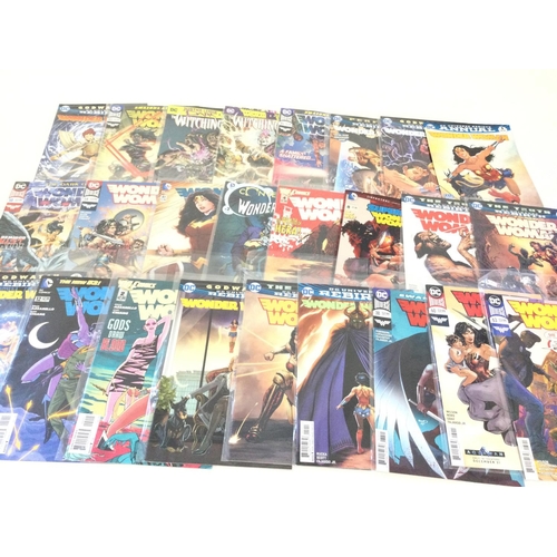 28 - A box containing approximately 150 DC Wonder Woman comics.