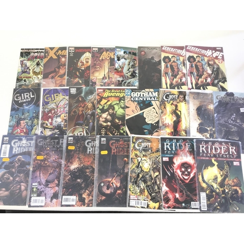 64 - A box containing approximately 200 comics. Various titles including Marvel. No reserve.