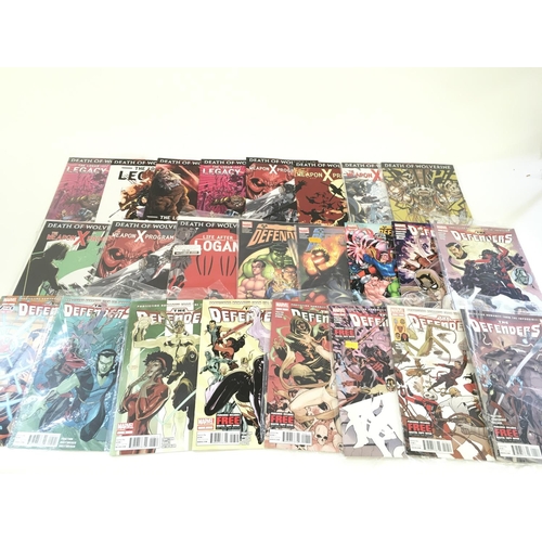 85 - A box containing approximately 200 comics. Various titles to include Marvel. No reserve.